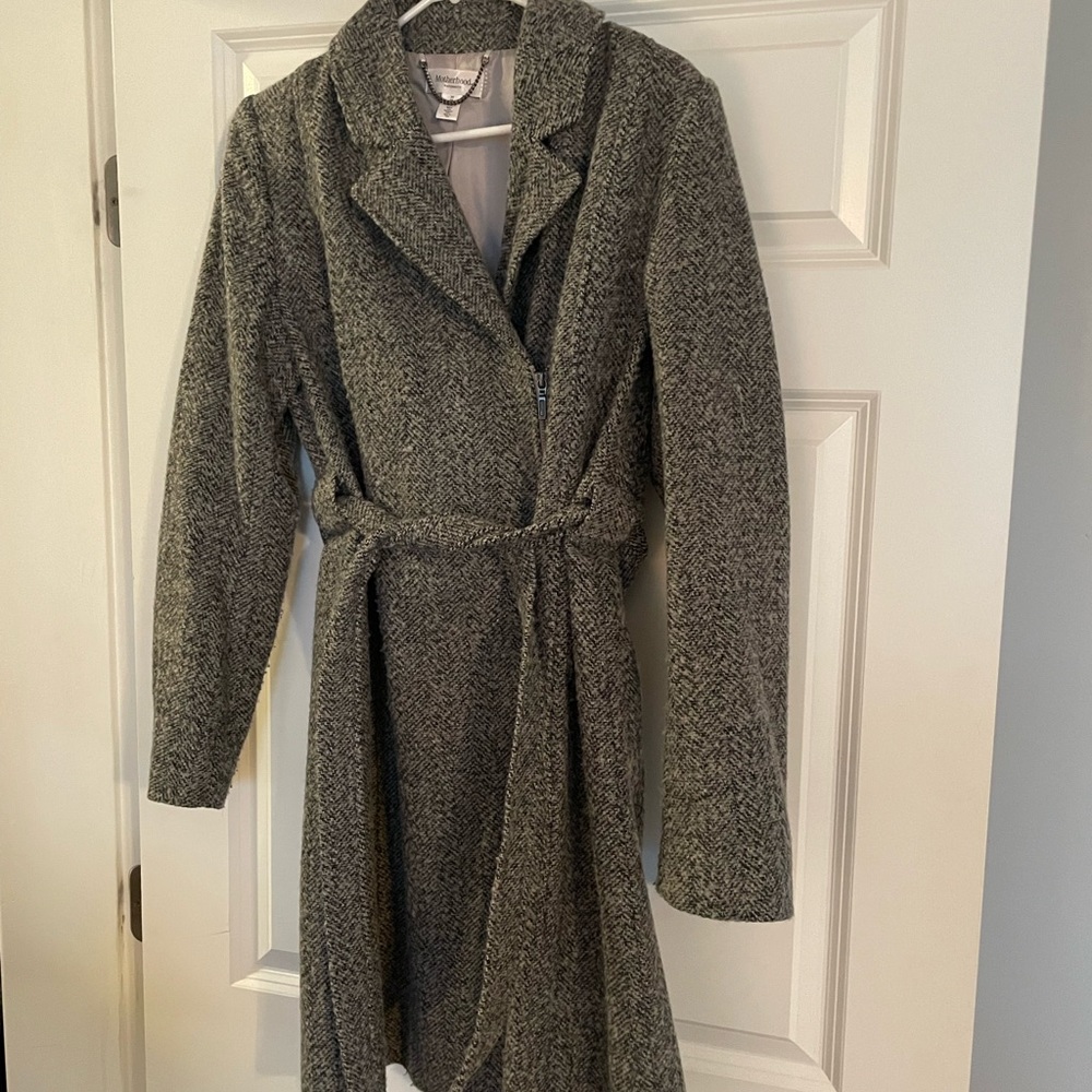 Motherhood maternity coat size medium